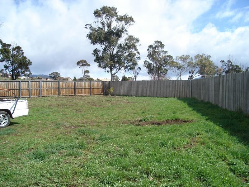 7 Guilford Crescent, Gagebrook TAS 7030