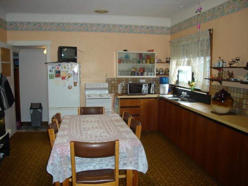 13 Fifth Avenue, New Norfolk TAS 7140