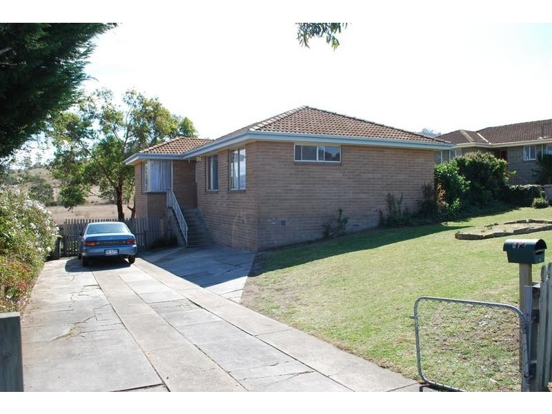 12 Launde Avenue, Clarendon Vale TAS 7019