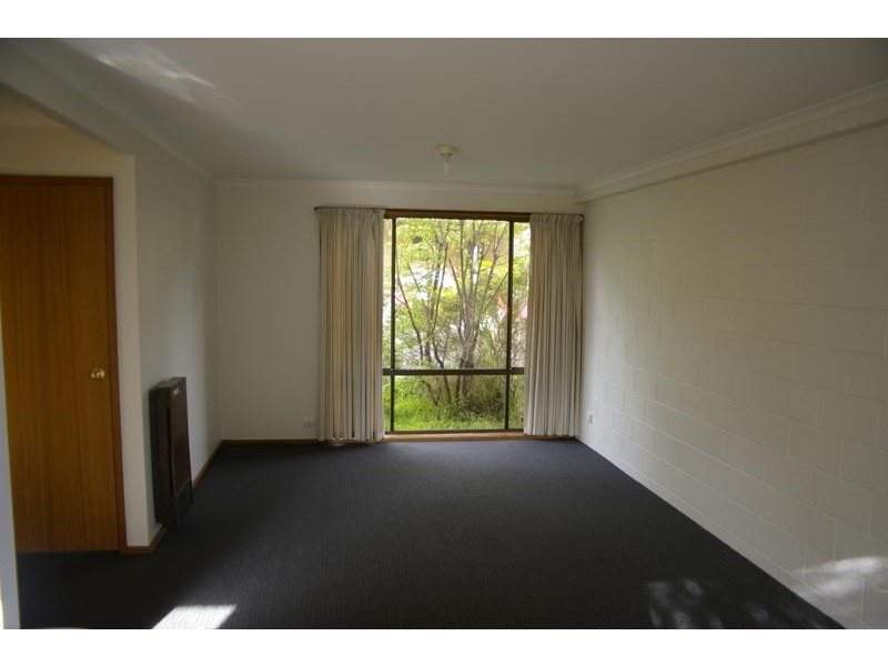 25/4 Clifford Court, Howrah TAS 7018