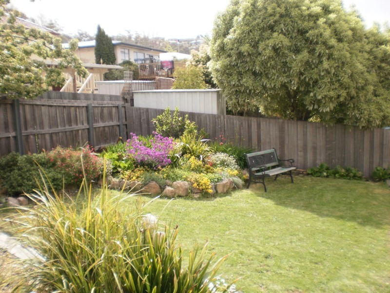 15 Catherine Street, Berriedale TAS 7011