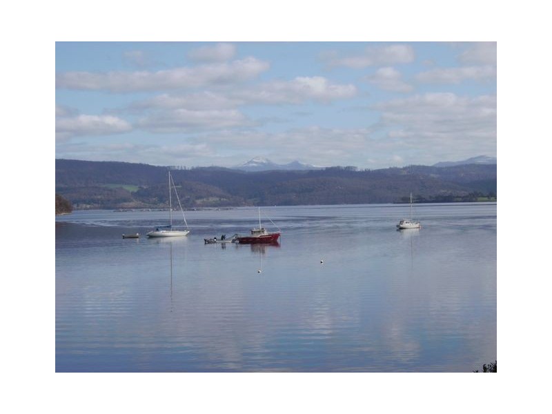 6713 Channel Highway, Deep Bay TAS 7112