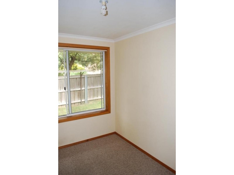 1/27 Cuthbertson Place, Lenah Valley TAS 7008