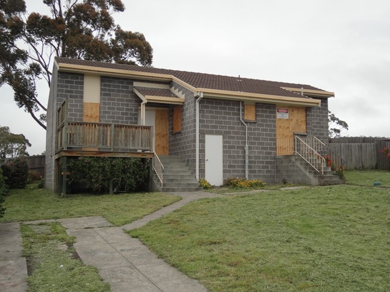 17 Fontain Circle, Rokeby TAS 7019