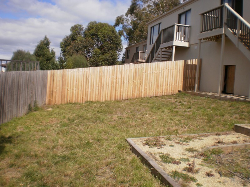 2 & 3/13 Emmaline Court, Rokeby TAS 7019