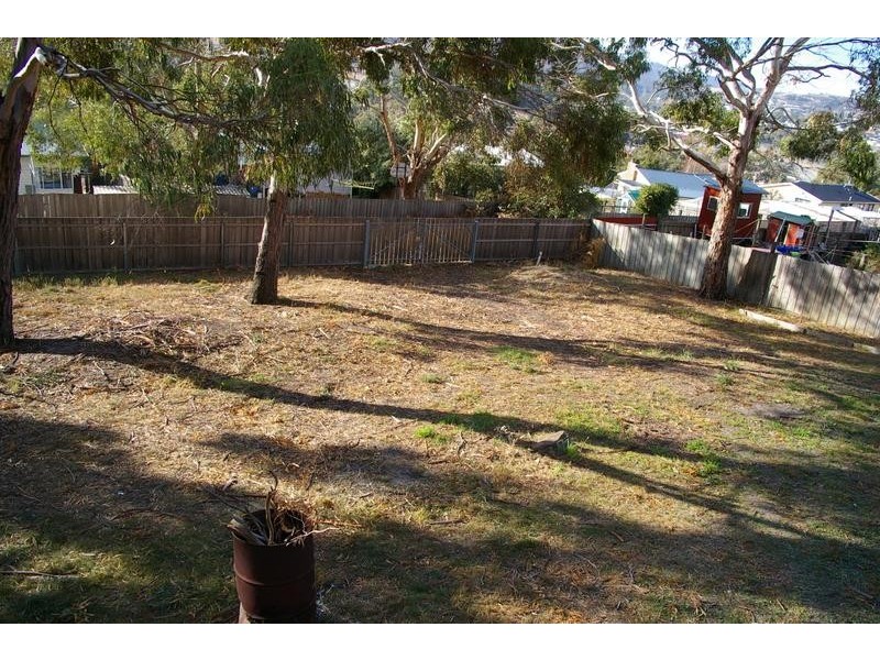 9 Wassell Place, Lindisfarne TAS 7015