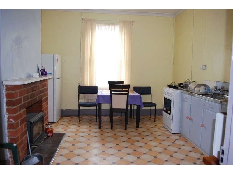 25 Pioneer Avenue, New Norfolk TAS 7140