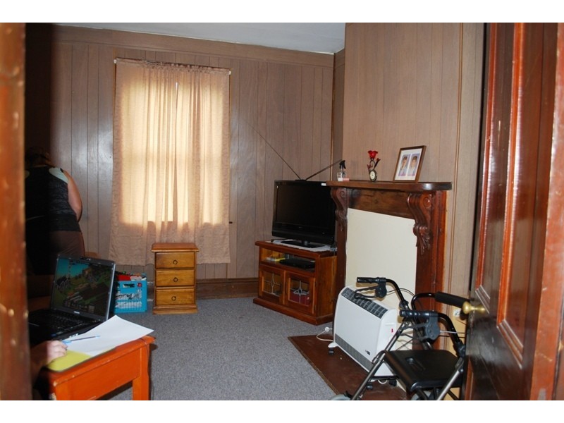 25 Pioneer Avenue, New Norfolk TAS 7140