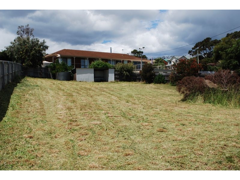 61 Spitfarm Road, Opossum Bay TAS 7023