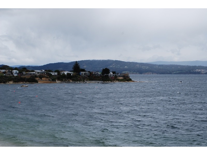 66 Spitfarm Road, Opossum Bay TAS 7023