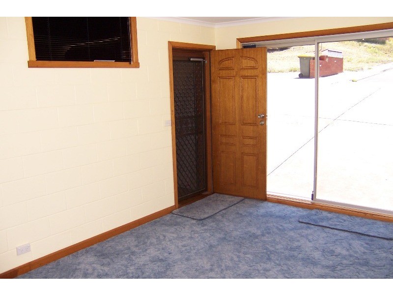 8/13 Cutler Place, West Moonah TAS 7009