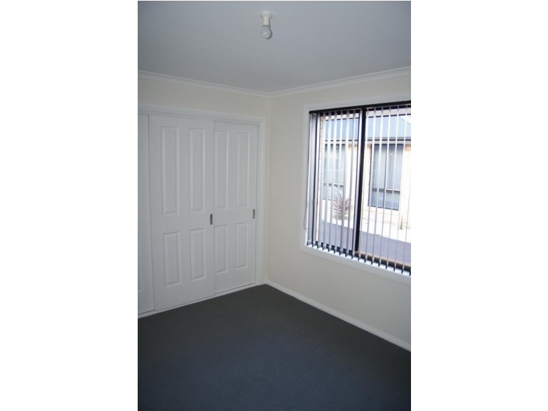 2/10 Lucas Place, Brighton TAS 7030