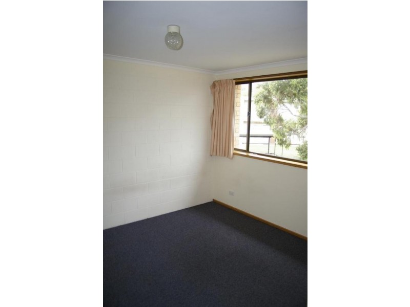 26/4 Clifford Court, Howrah TAS 7018