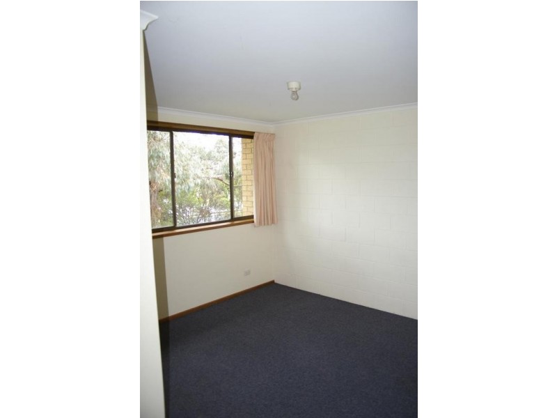 26/4 Clifford Court, Howrah TAS 7018