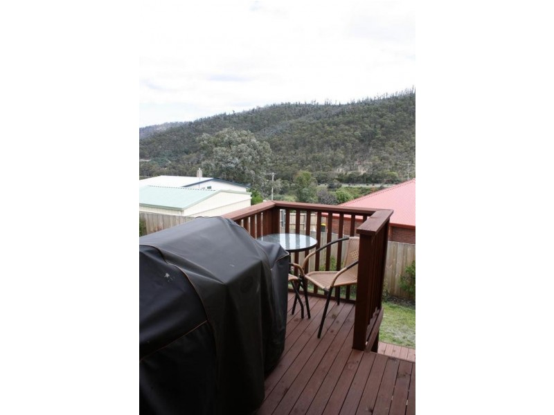 2/12 Bonnet Place, Mornington TAS 7018