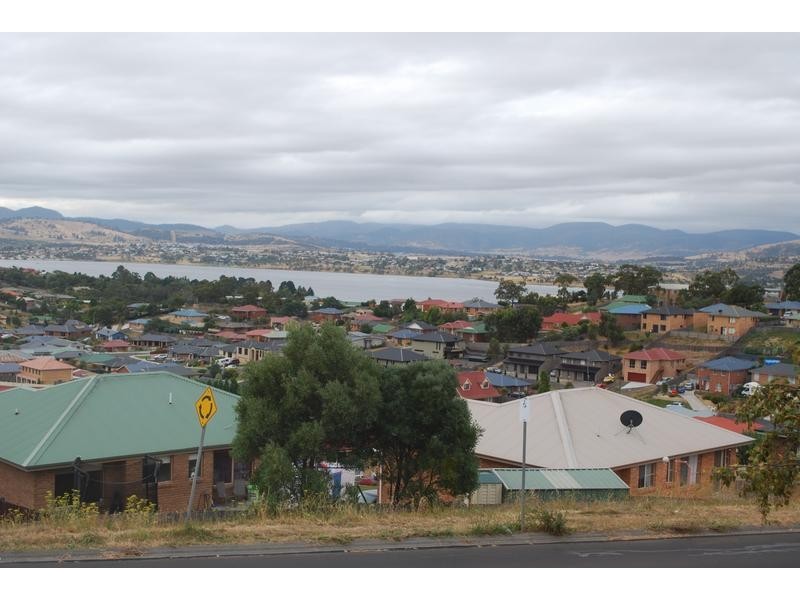 43 Arncliff Road, Austins Ferry TAS 7011