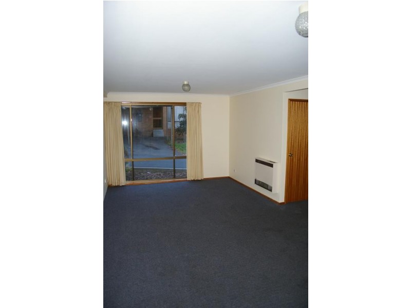 24/4 Clifford Court, Howrah TAS 7018