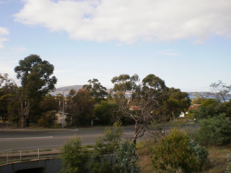 2/1 Emmaline Court, Rokeby TAS 7019