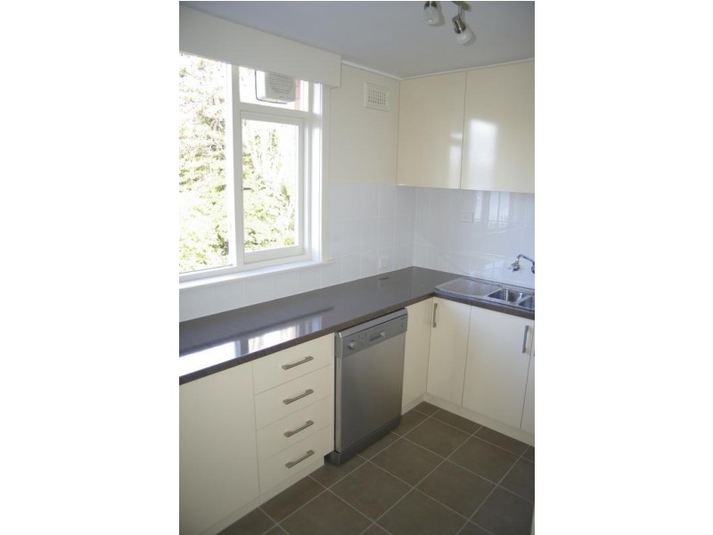 8/409 Sandy Bay Road, Sandy Bay TAS 7005