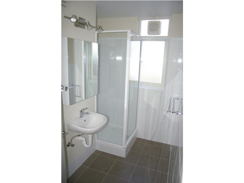 8/409 Sandy Bay Road, Sandy Bay TAS 7005