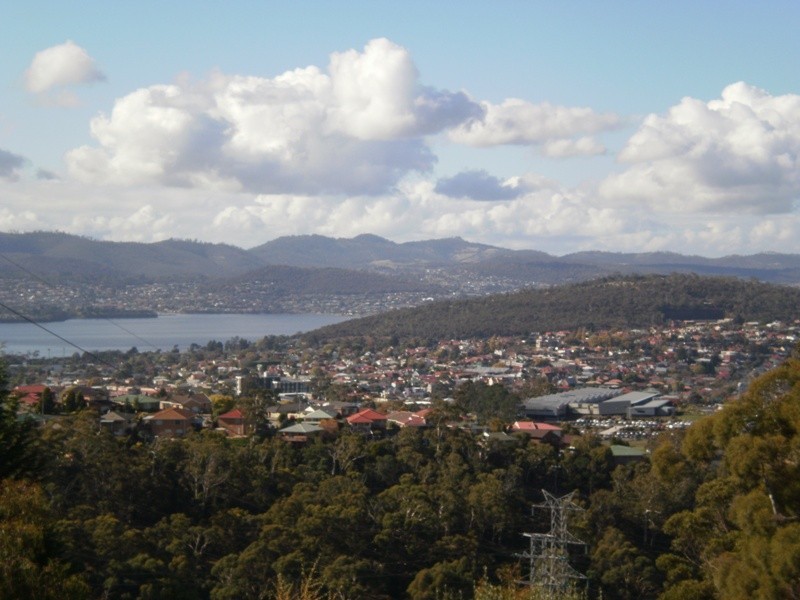 28 & 32 Firth Road, Lenah Valley TAS 7008