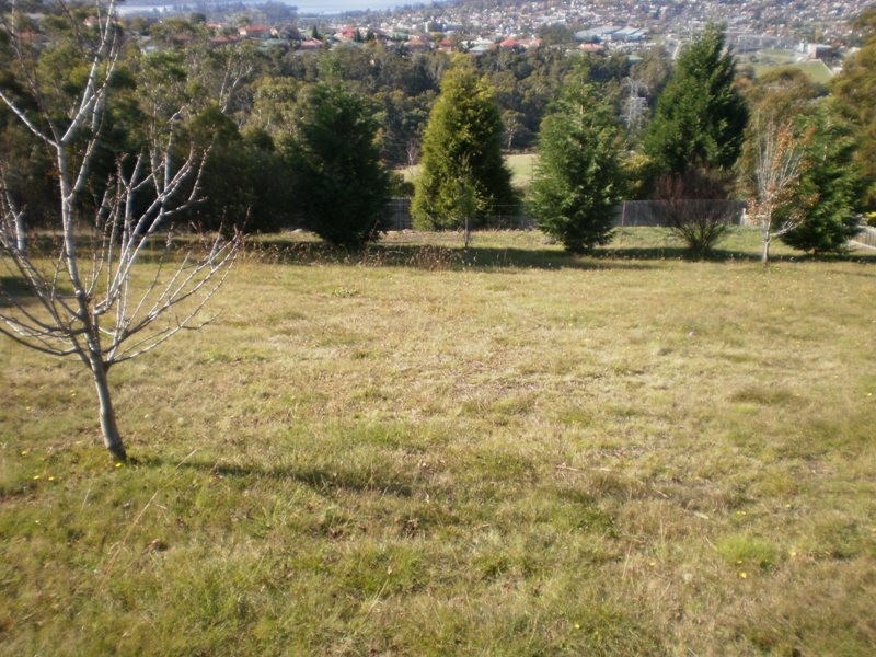 28 & 32 Firth Road, Lenah Valley TAS 7008