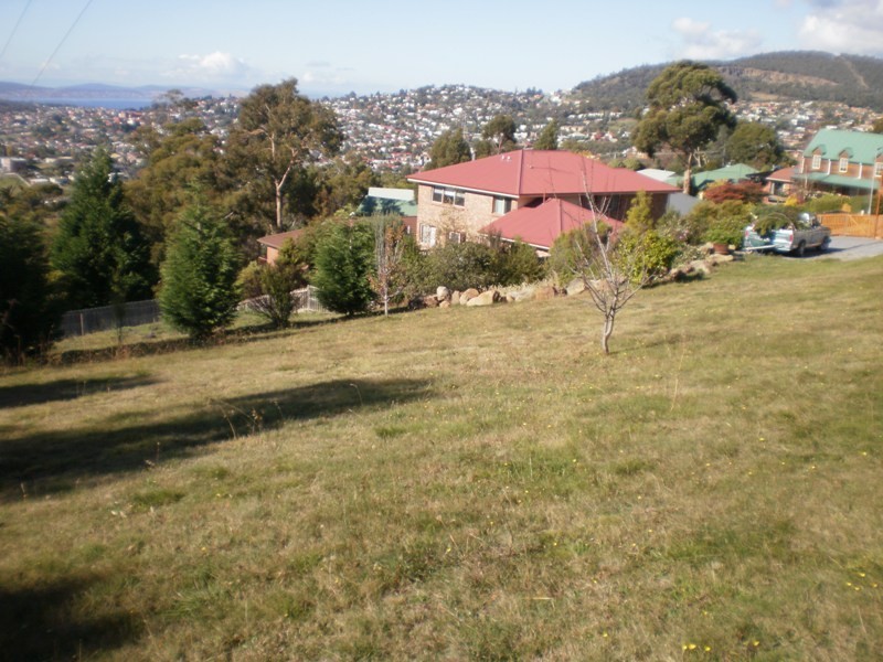 28 & 32 Firth Road, Lenah Valley TAS 7008