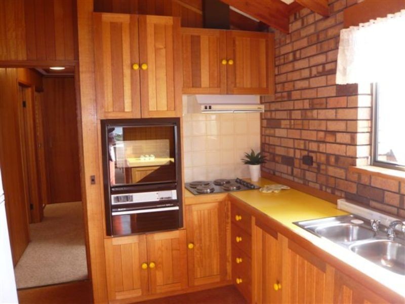 2/12 Tris Court, Berriedale TAS 7011