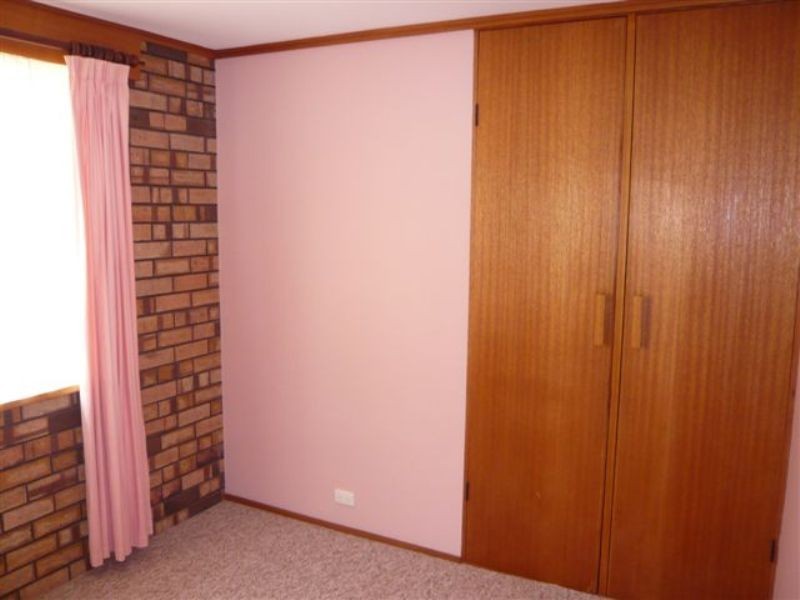 2/12 Tris Court, Berriedale TAS 7011