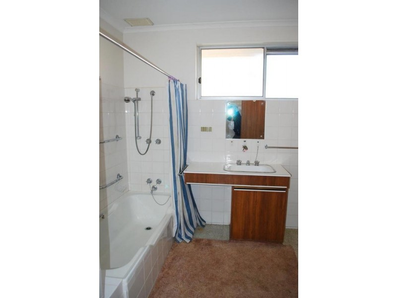 4/530 Main Road, Montrose TAS 7010