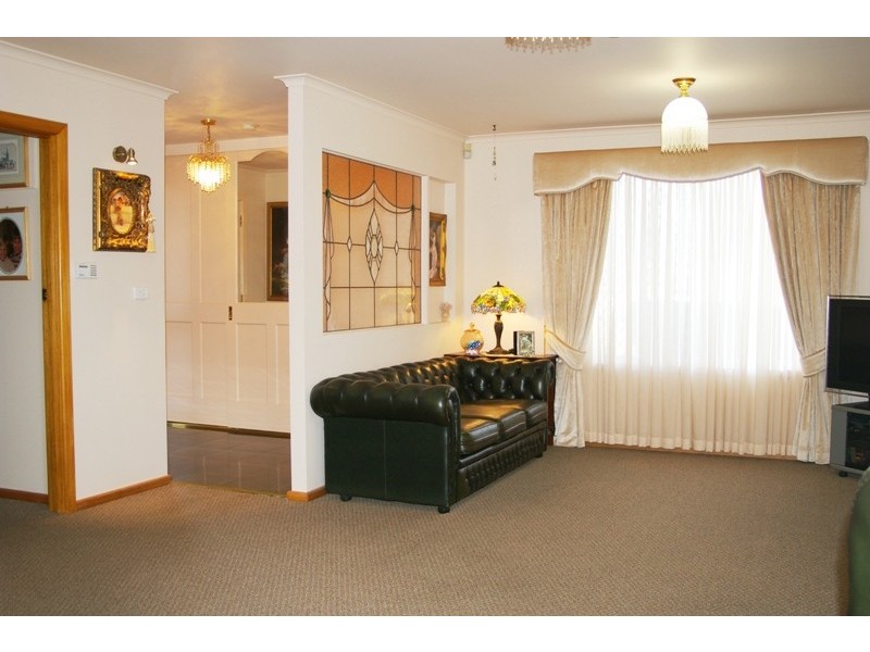 4 Gard Place, Old Beach TAS 7017