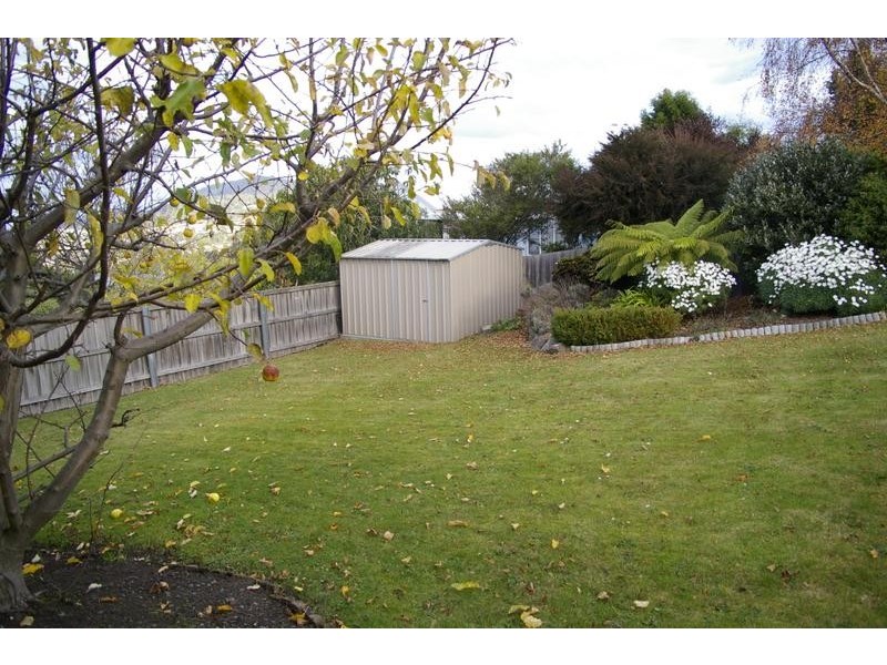 75 Diamond Drive, Blackmans Bay TAS 7052