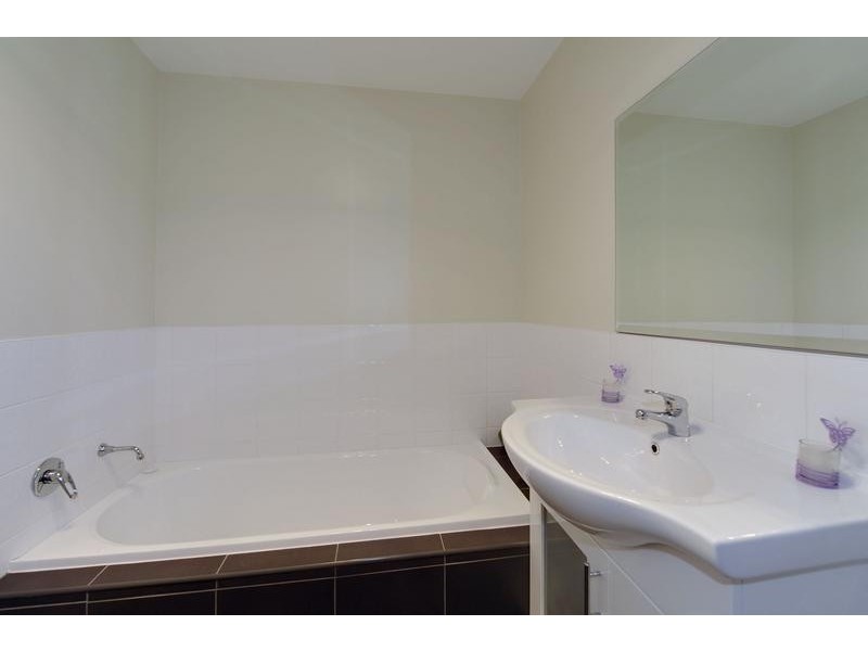 2/80 Channel Highway, Kingston TAS 7050