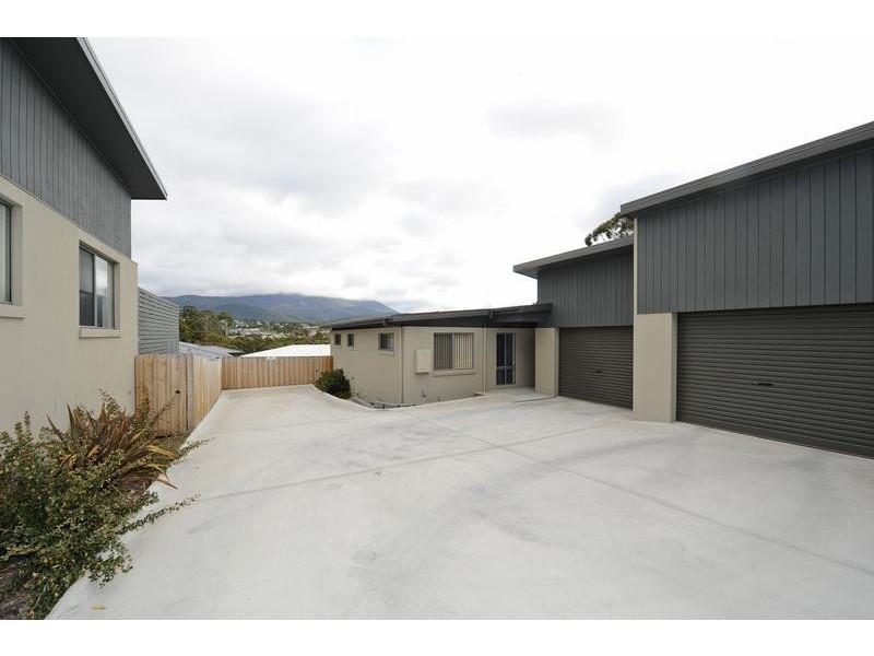 2/80 Channel Highway, Kingston TAS 7050