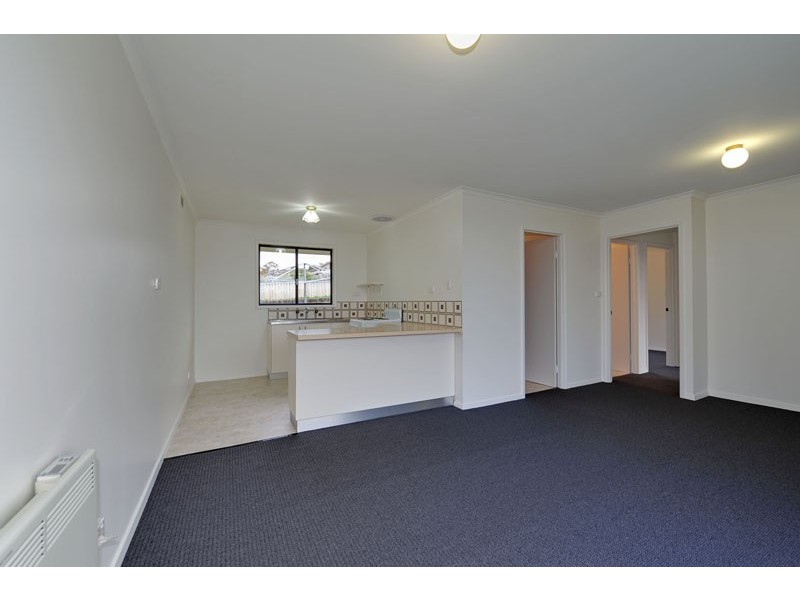 2/9 Crystal Downs Drive, Blackmans Bay TAS 7052