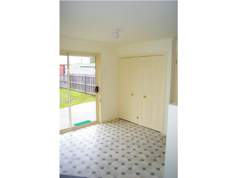 1/26 Buckingham Drive, Howrah TAS 7018