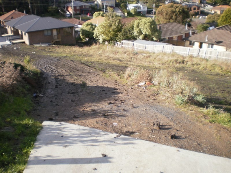 1 & 14 Redlands Drive, Rosetta TAS 7010