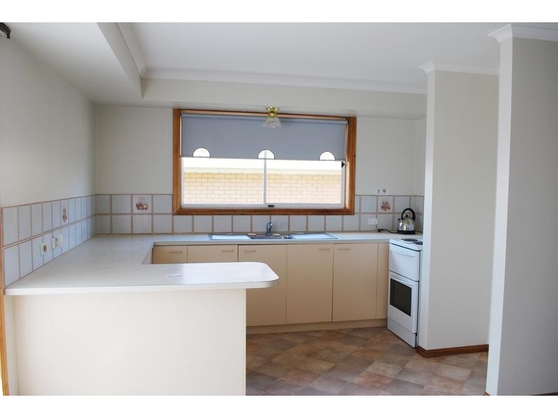 5/528 Main Road, Montrose TAS 7010