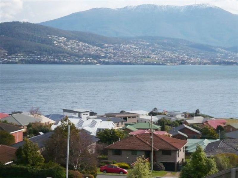 6 Norla Street, Tranmere TAS 7018