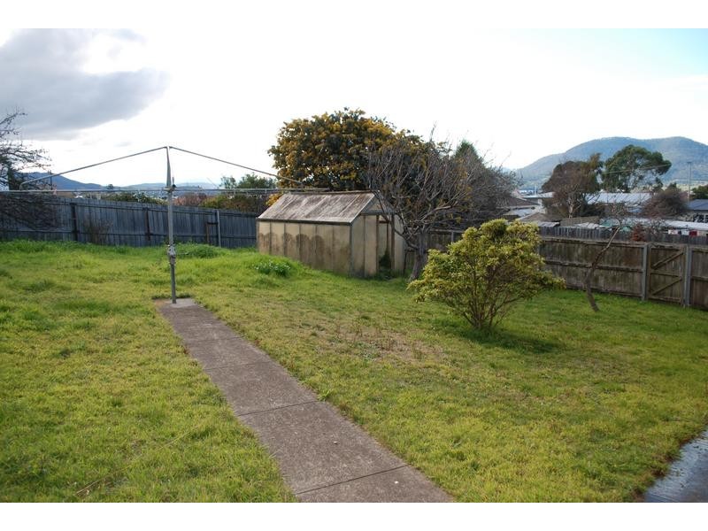 32 First Avenue, West Moonah TAS 7009