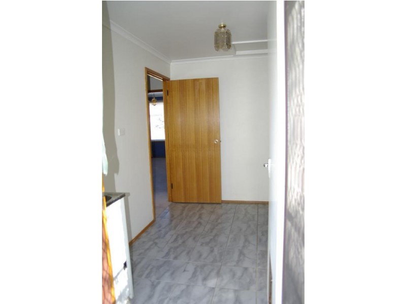 8 Sanders Street, Glenorchy TAS 7010