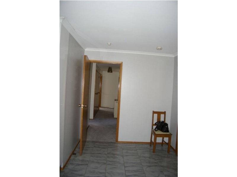 8 Sanders Street, Glenorchy TAS 7010