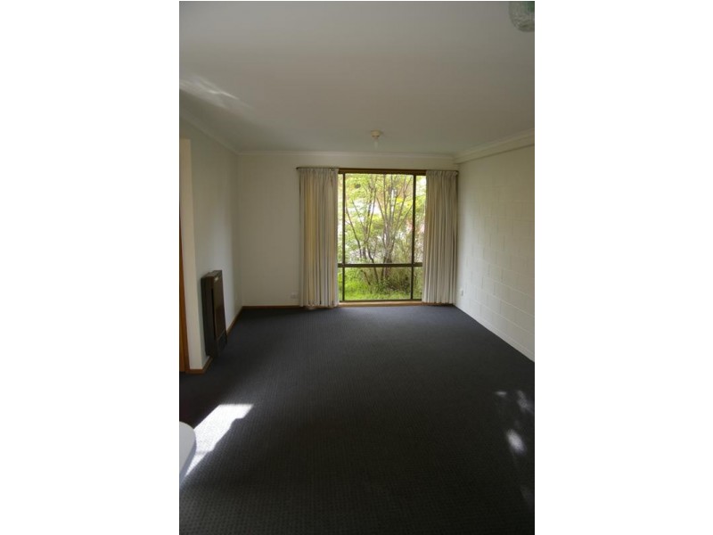 25/4 Clifford Court, Howrah TAS 7018