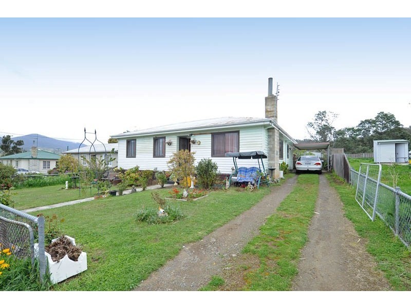 9 Nicholson Street, New Norfolk TAS 7140