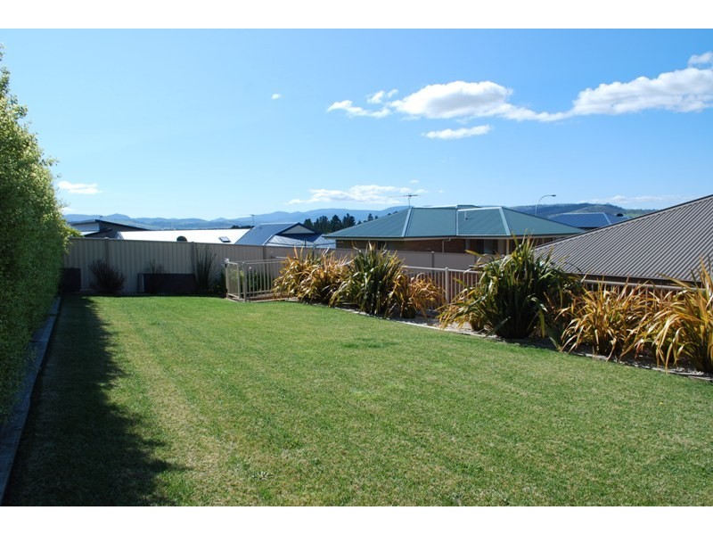 14 Eclipse Road, Austins Ferry TAS 7011