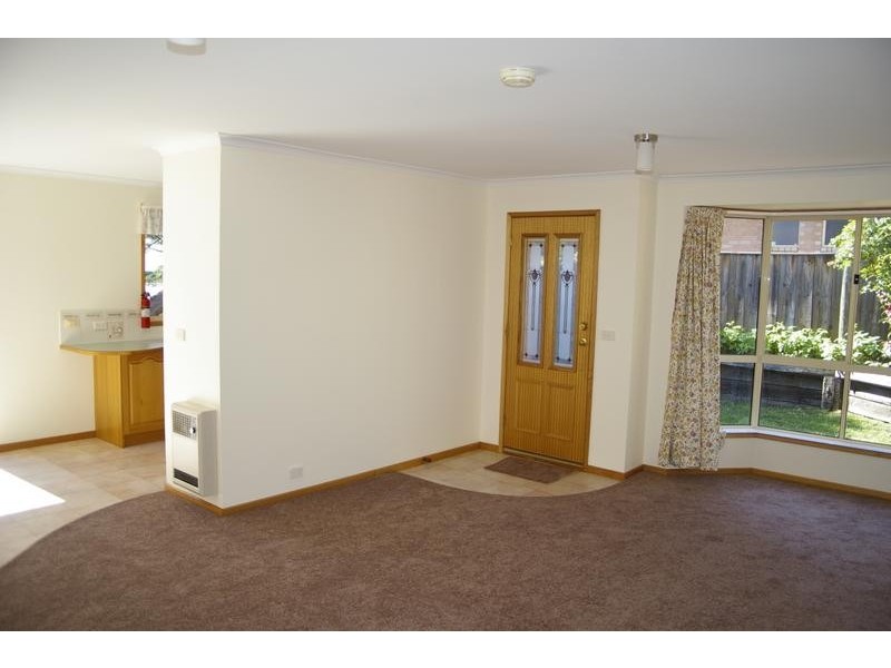 1/141 Gordons Hill Road, Lindisfarne TAS 7015