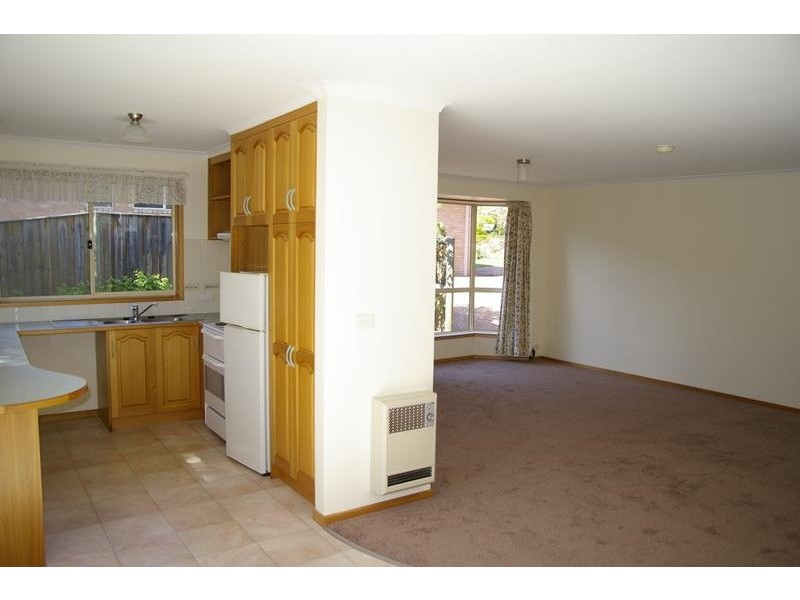 1/141 Gordons Hill Road, Lindisfarne TAS 7015