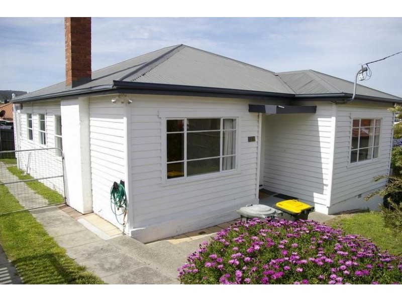 26 Arundel Street, Derwent Park TAS 7009
