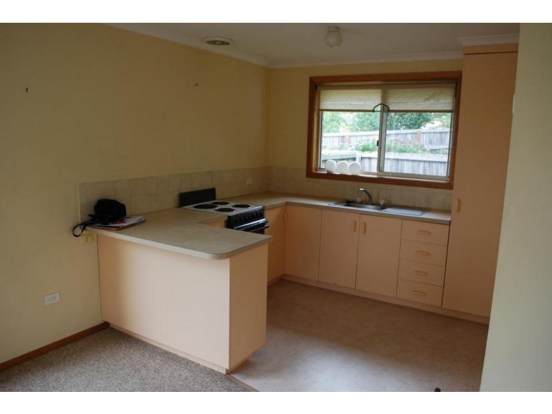 1/27 Cuthbertson Place, Lenah Valley TAS 7008