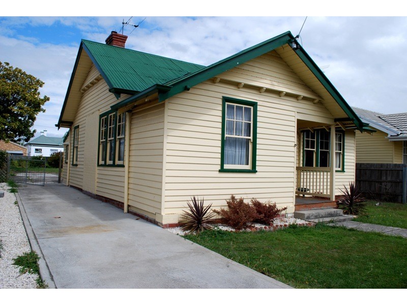 9 Amiens Avenue, Moonah TAS 7009